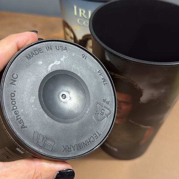 The Twilight Saga Eclipse & Breaking Dawn part 2 collectible Edward & Jacob - Picture 6 of 11